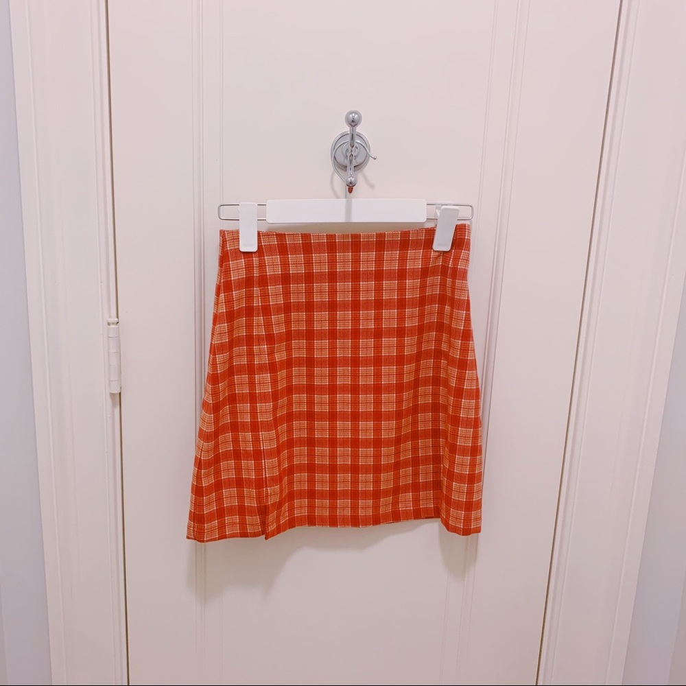 BNWOT*RARE*BRANDY MELVILLE CARA MINI SKIRT❤️‍🔥RED/ORANGE PLAID-OS-NEVER …